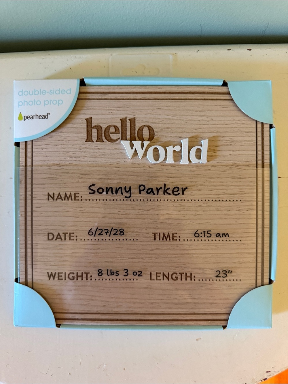 Pearhead Hello World Wooden Photo Prop - Wood & Mint